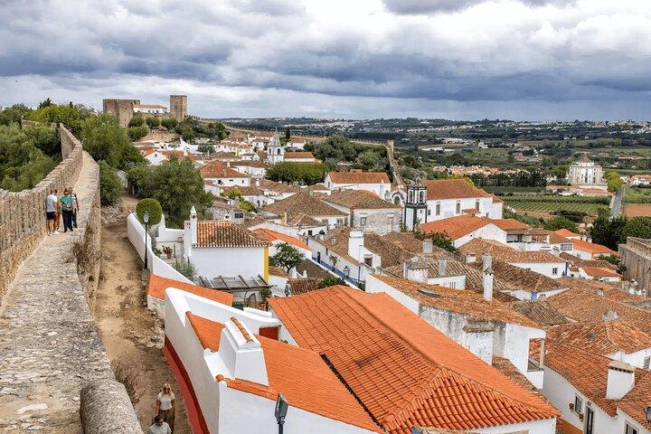 Nazaré & Óbidos Small Group Day Trip by Van with Hotel Pick up