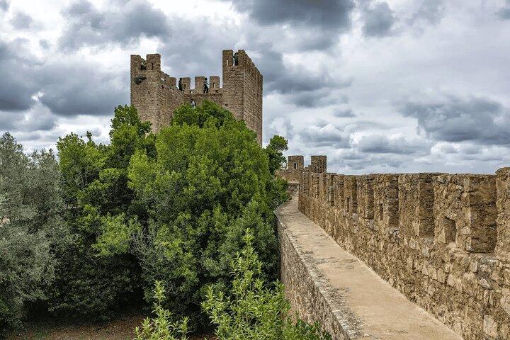 Nazaré & Óbidos Small Group Day Trip by Van with Hotel Pick up