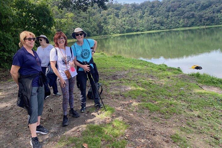 Wandern Sie zum heiligen Chikabalsee, dann Tour durch ein Maya-Dorf - Ganztag