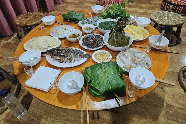 Dien Bien Phu Nachtleben Motorradtour