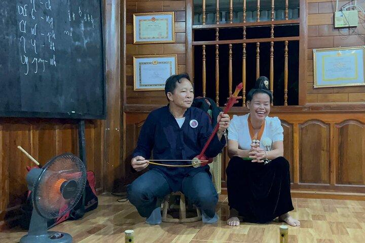 Tour in moto: Dien Bien Phu Cibo & Cultura Esperienza Notturna