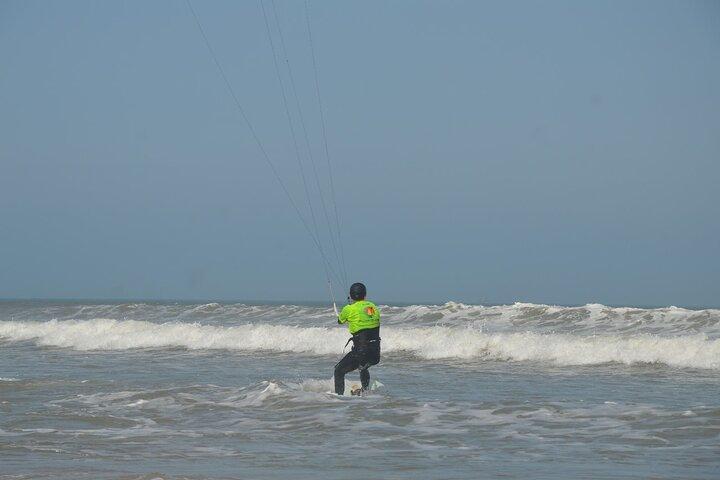 2 timmars Kitesurflektion i Essaouira
