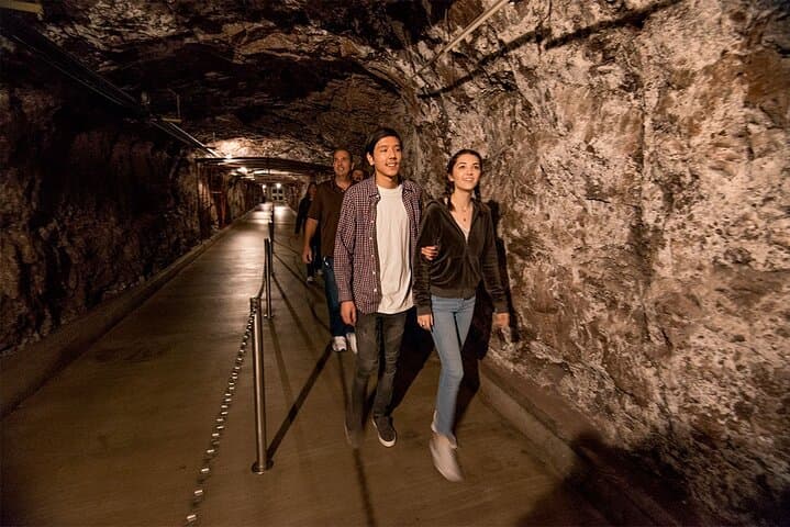 Hoover Dam Top-to-Bottom Tour—Dam Walk, Powerplant & River Float