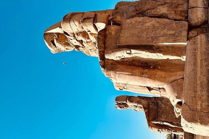 エル・クセイルからルクソール寺院＆墓地を巡るプライベート2日間ツアー
