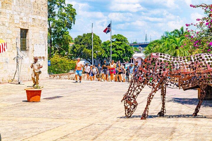 Erkunden Sie die Altstadt von Santo Domingo von Punta Cana aus