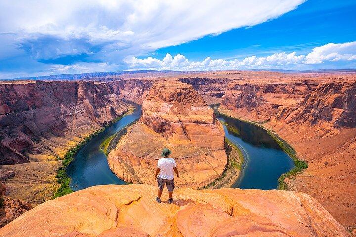 Guided Antelope Canyon & Horseshoe Bend Day Tour from Las Vegas
