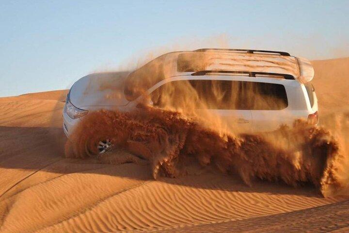 Dubai Pomeriggio 4Hrs Red Dunes Safari Private4x4Jeep Camel Sunset