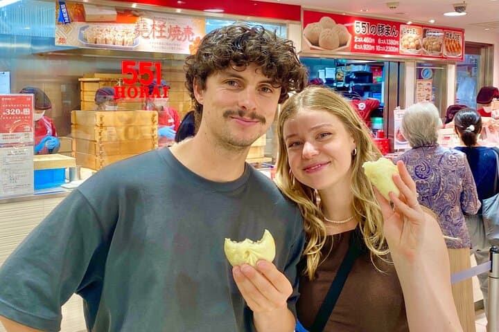 Osaka Food Adventure Tour: Walking with a Local Guide
