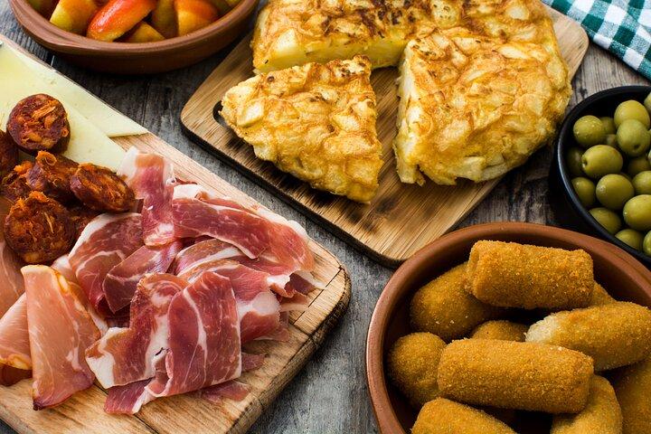 Historia, bocados y sorbos - Tour íntimo desde 2018