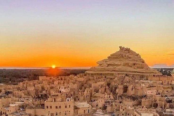 3 - カイロ＆ギザから日帰りシワオアシスアドベンチャー