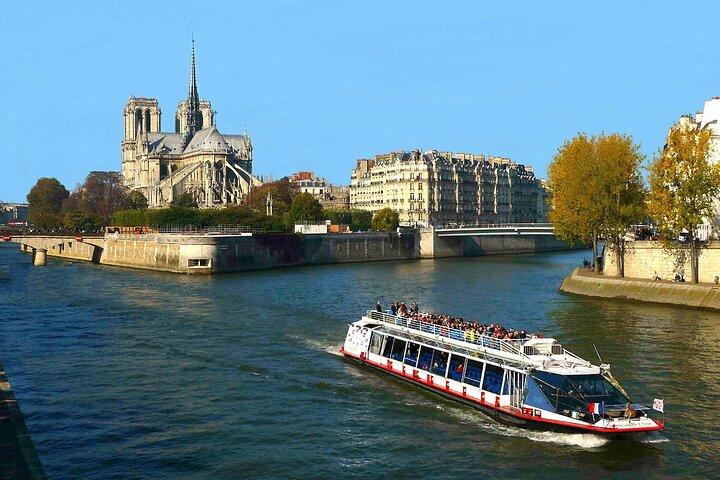 Paris Seine River Sightseeing Cruise Tour