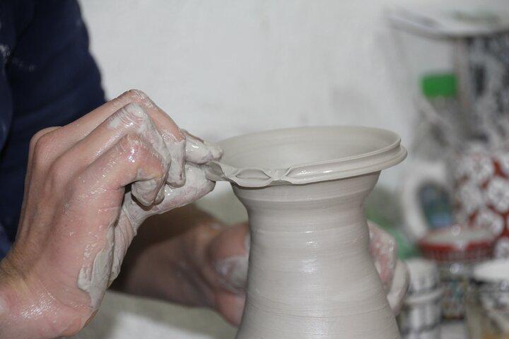 Workshop interattivo di pittura su ceramica e mosaico Zellige a Fez