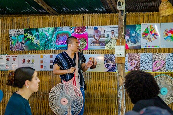 チェンマイ発、パー ドック シーウ ネイチャー トレイル＆ドイ インタノン国立公園