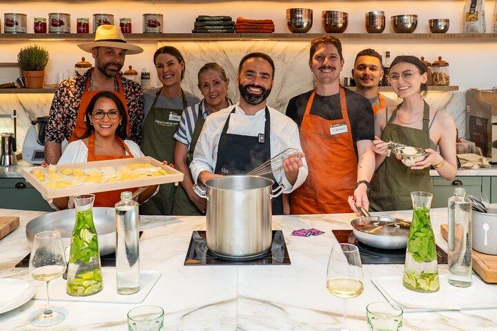 Marché fermier et fabrication de pâtes au vin italien