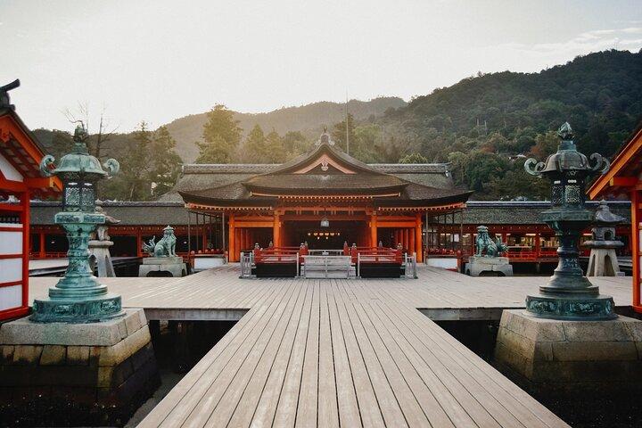 Tour privato a Hiroshima e Miyashima
