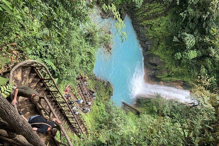 Private Tubing-Tour durch den tropischen Regenwald zum Wasserfall und zum Tenorio-Vulkan