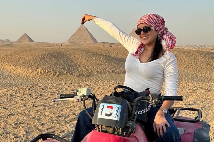 Tour Giza Pyramid Camel Ride ATV och Nile Dinner Cruise