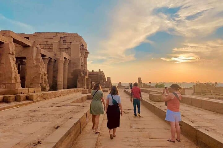 Aswan to Luxor Day trip visit Komombo and Edfu Temples