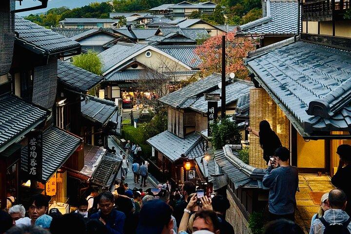 Excursion privée d'une journée personnalisable à Kyoto avec chauffeur Anglais