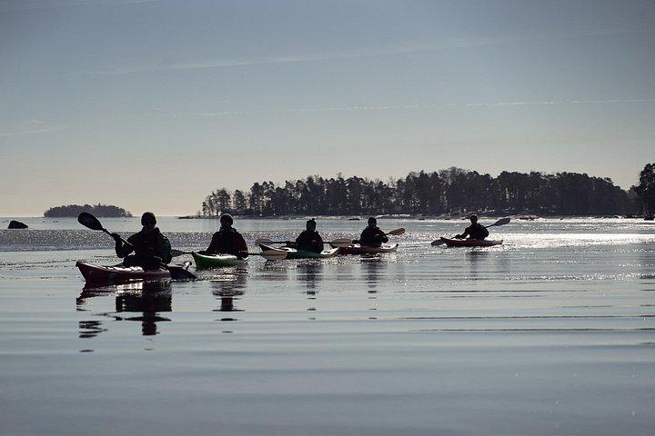 Winter kayaking in Eastern Helsinki archipelago