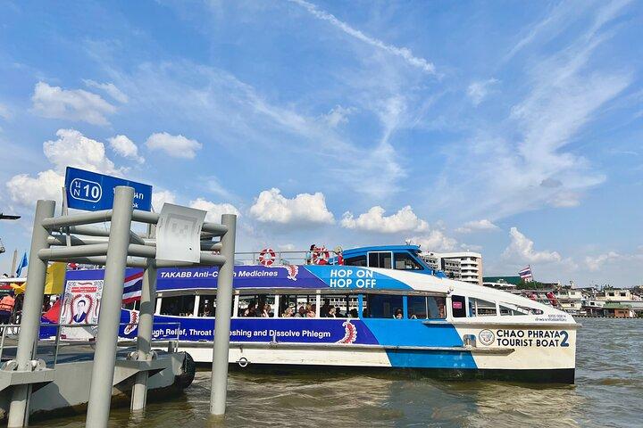 Banguecoque: Excursão de cruzeiro Bliss Riverside e visita a Wat Arun