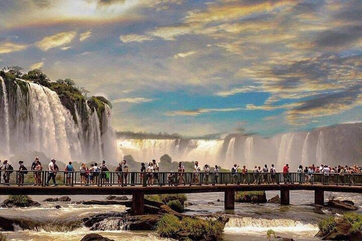 Iguazu Falls : Private Tagestour Brasilien & Argentinien
