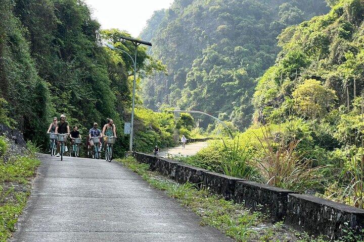 Cat Ba: Lan Ha Bay & Ha Long Bay Excursão de barco, bicicleta, caiaque, almoço