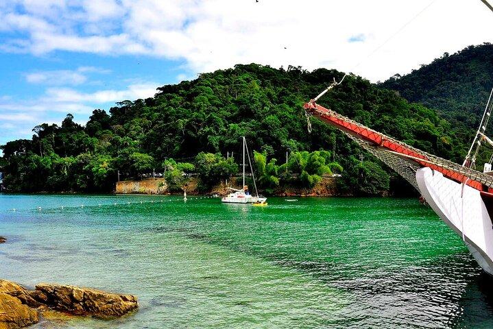 Excursão de Angra dos Reis e Ilha Grande com almoço incluído