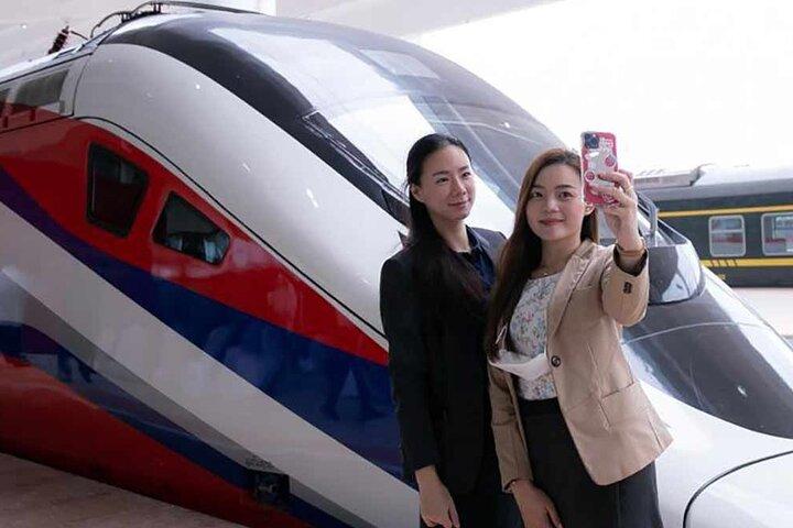 ラオス鉄道のチケットを簡単に： 長い行列と無駄な時間の回避
