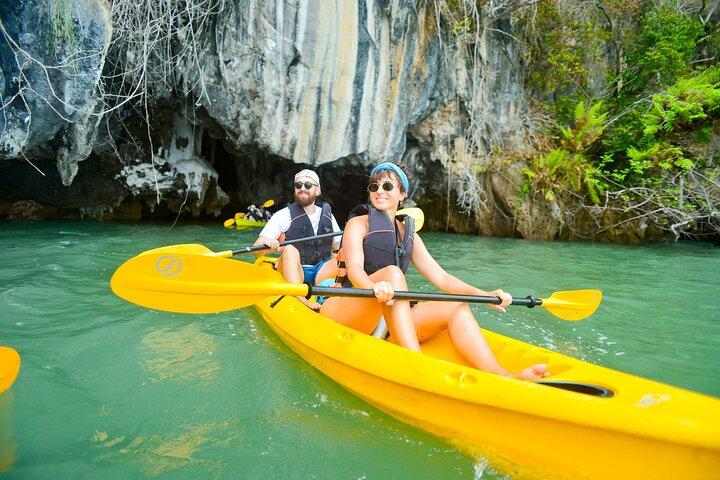 Journée complète en kayak de mer à la grotte de Koh Lanta