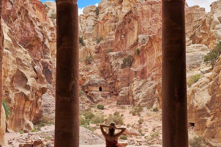 Wadi Araba Border Traslado privado a Petra
