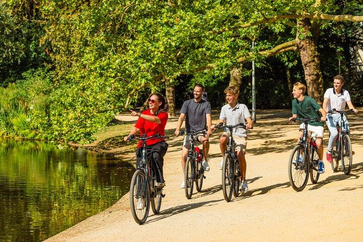 Amsterdam: E-Bike Sightseeing Tour