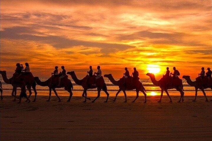 Agadir Sunset Camel Ride Tour com jantar de churrasco