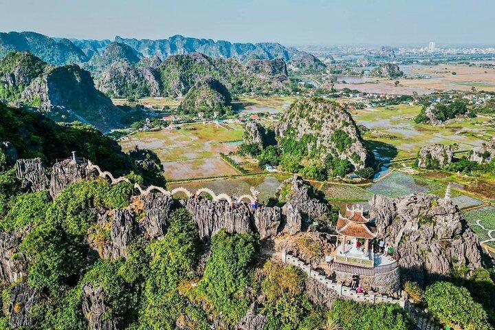 Hanoi: Excursão privada de luxo às cavernas de Hoa Lu, Tam Coc e Mua