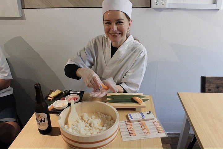 Osaka Sushi Making Experience