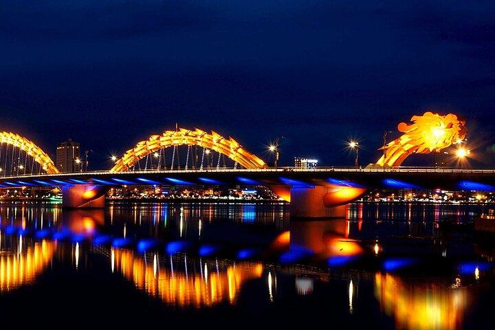 Marble Mountains, Lady Buddha, and Da Nang By Night Tour Excursão privada