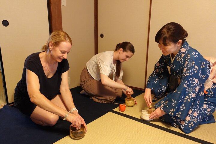 京都の町家で茶道体験