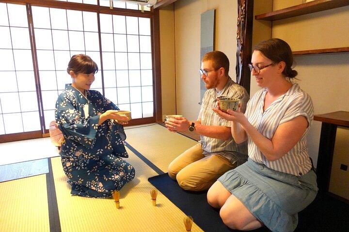 Expérience de cérémonie du thé dans une maison de ville traditionnelle de Kyoto