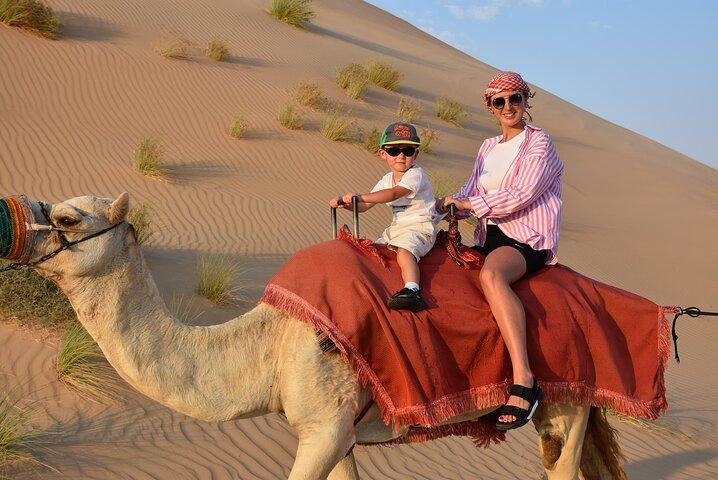 Dubai Desert Safari med live underholdning