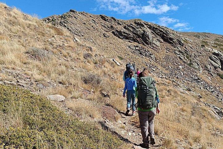 Izmir Tmolos Mountain 12-Hour Private Hiking Tour With Snacks