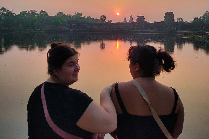 Inizia a scrivere una recensione su Angkor Wat Sunrise Tours-Bayon-Ta Prohm-Tonle Sap At Sunset