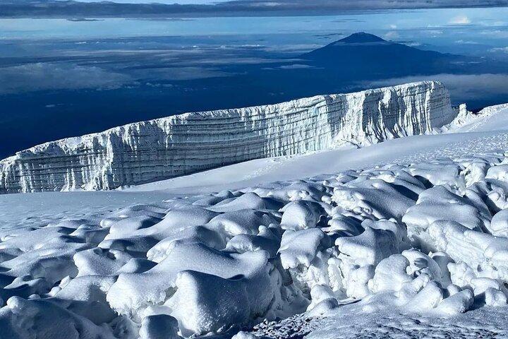 7 Days Kilimanjaro Trek via Machame Route