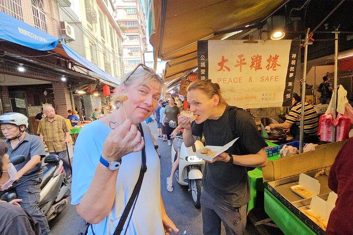 台北歴史ある大稲埕と市場ツアー＆台湾料理教室