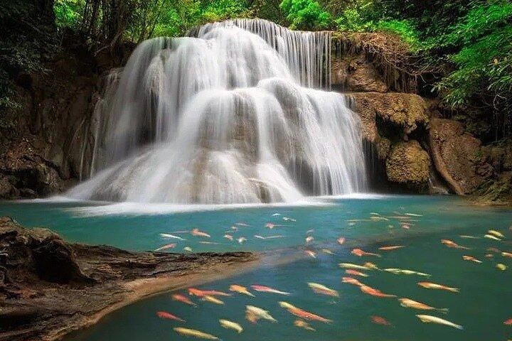 Erawan Waterval en Dood Treinrijden vanuit Bangkok