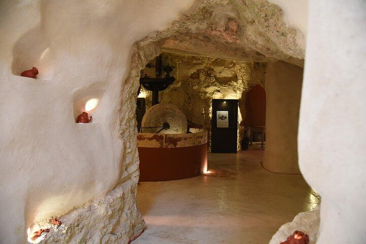 Bezoek aan de Red Hypogeum Oliemolen in Martina Franca
