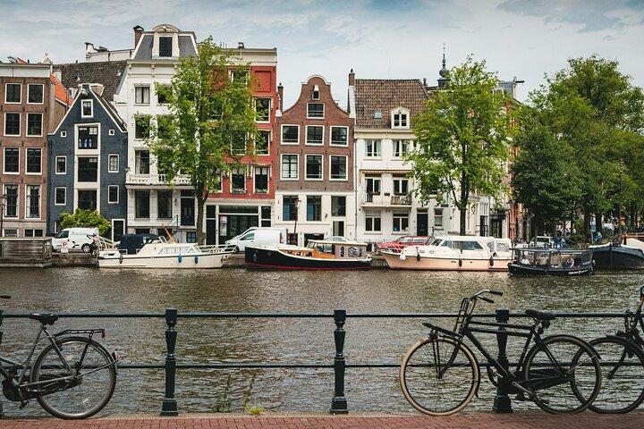 Winter Canal Cruise in Amsterdam