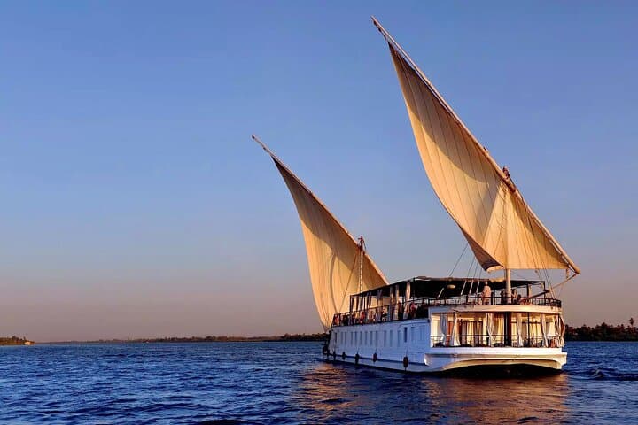 5 days Dahabiya Nile cruise with Private Excursions from Luxor