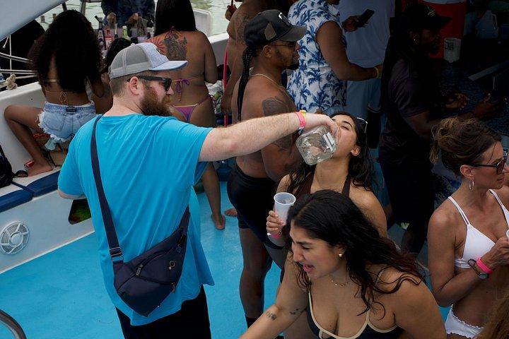 シュノーケリング、サンドバー、送迎付きプンタカナ酒蔵クルーズ