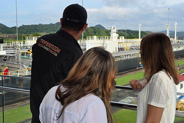 プラヤボニータから市内半日観光と運河ツアー（シェアまたはプライベート）