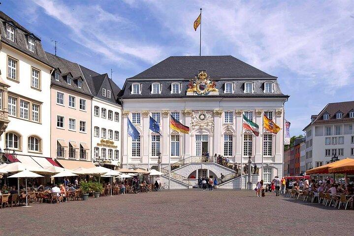 ケルンCGNエアポットからケルンへ|ボン|デュッセルドルフプライベートトランスファー